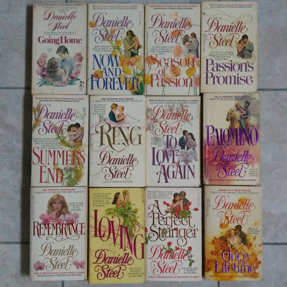 Vintage Danielle Steel Paperback Collection